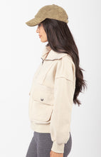 Load image into Gallery viewer, Nyla- Cozy Oversized Half Zip Sweatshirt
