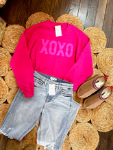 Load image into Gallery viewer, XOXO graphic sweatshirt
