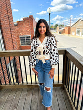 Load image into Gallery viewer, Greta- Leopard Bow Sweater
