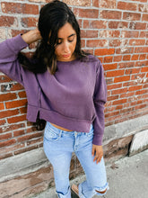 Load image into Gallery viewer, Scarlett- Oversized Cropped Top
