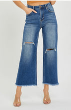 Load image into Gallery viewer, Owen- High Rise Frayed Ankle Wide Jeans
