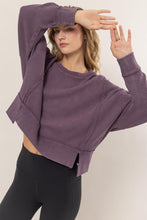 Load image into Gallery viewer, Scarlett- Oversized Cropped Top
