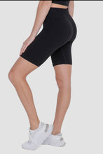 Load image into Gallery viewer, Claire-Ribbed Seamless Biker Shorts
