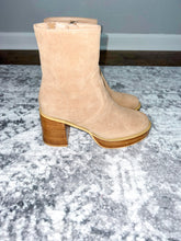 Load image into Gallery viewer, Luca- Block Heel Bootie
